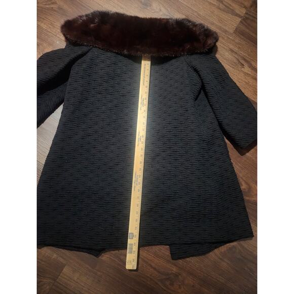 Vintage French Black Wool Coat w/ Genuine Fur Collar Women’s L Made in France - Picture 9 of 10